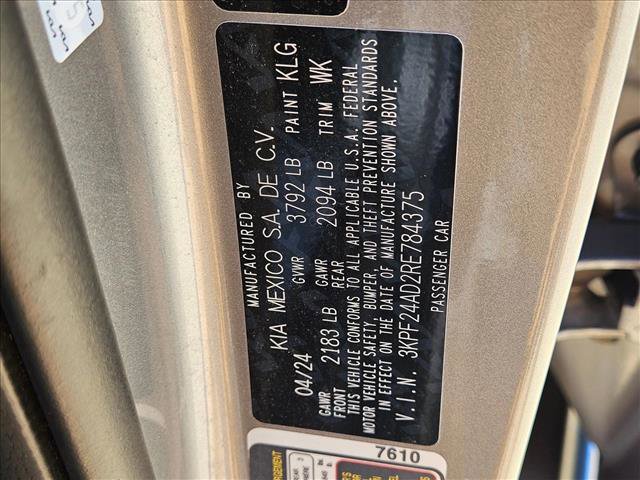 Used 2024 Kia Forte LXS FWD image 23