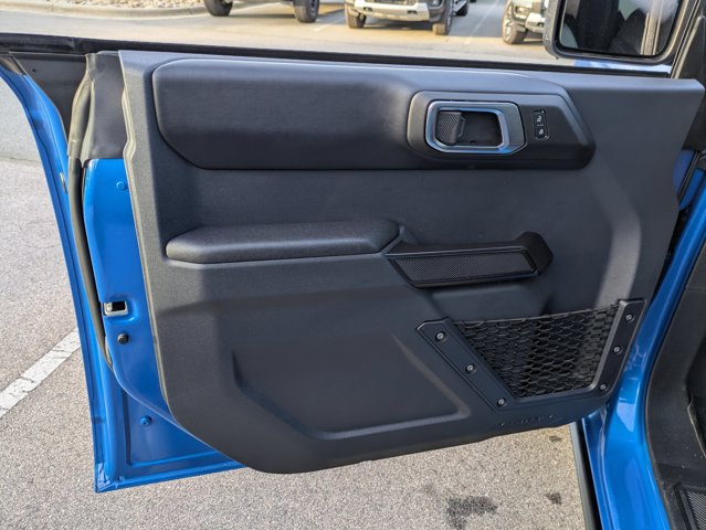 Certified 2025 Ford Bronco Badlands AWD/4WD image 16