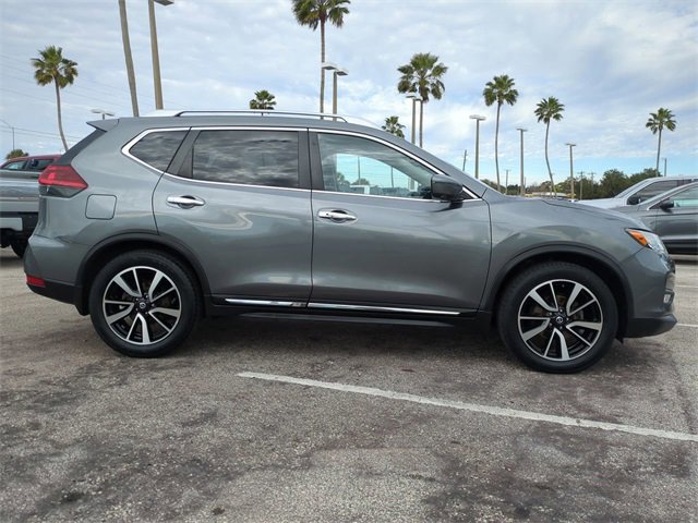 Used 2018 Nissan Rogue SL w/ Premium Package image 6