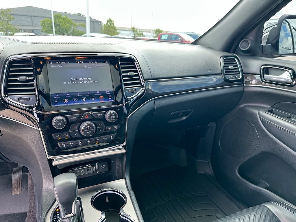 Used 2019 Jeep Grand Cherokee Overland AWD/4WD image 20