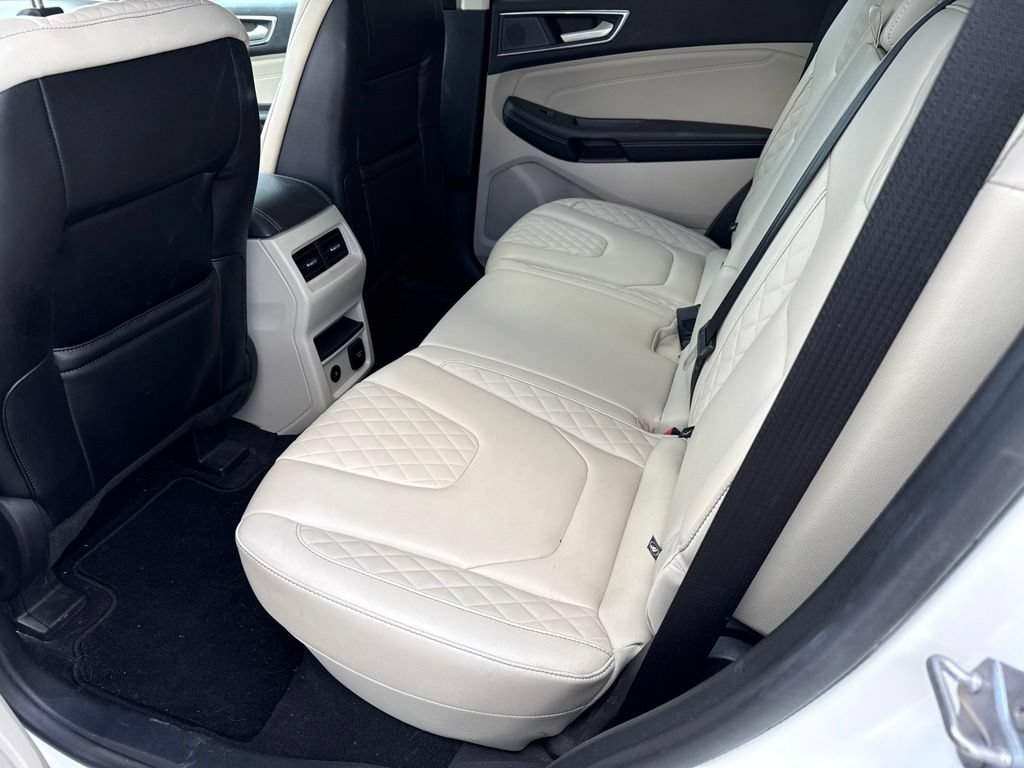 Certified 2023 Ford Edge Titanium AWD/4WD image 15