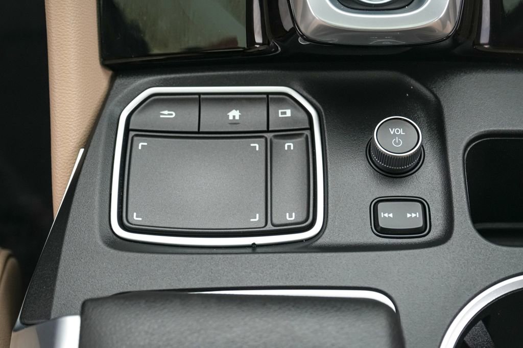 Used 2023 Acura MDX SH-AWD image 16