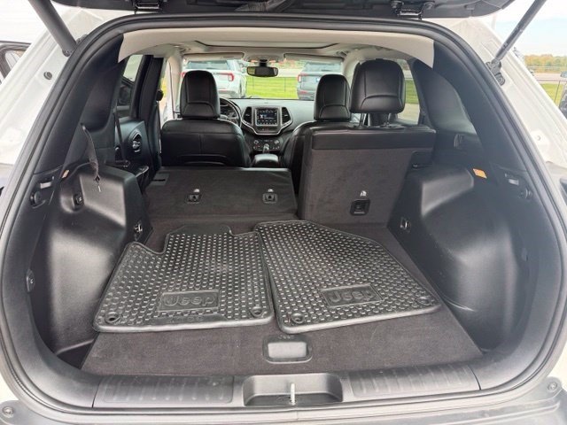 Used 2020 Jeep Cherokee Trailhawk w/ Comfort/Convenience Group AWD/4WD image 34
