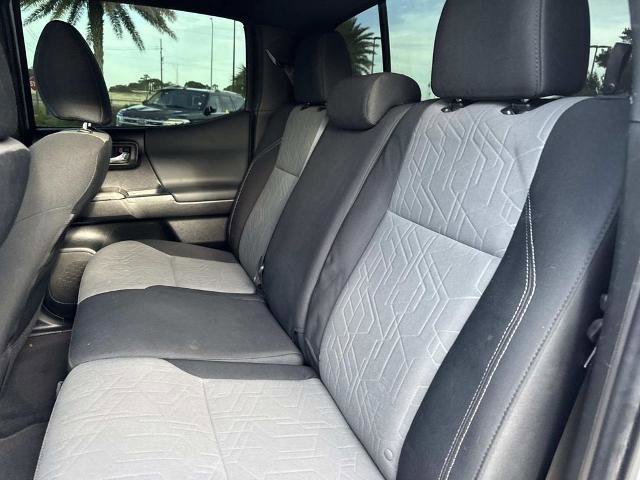 Used 2022 Toyota Tacoma TRD Off-Road w/ Technology Package image 18