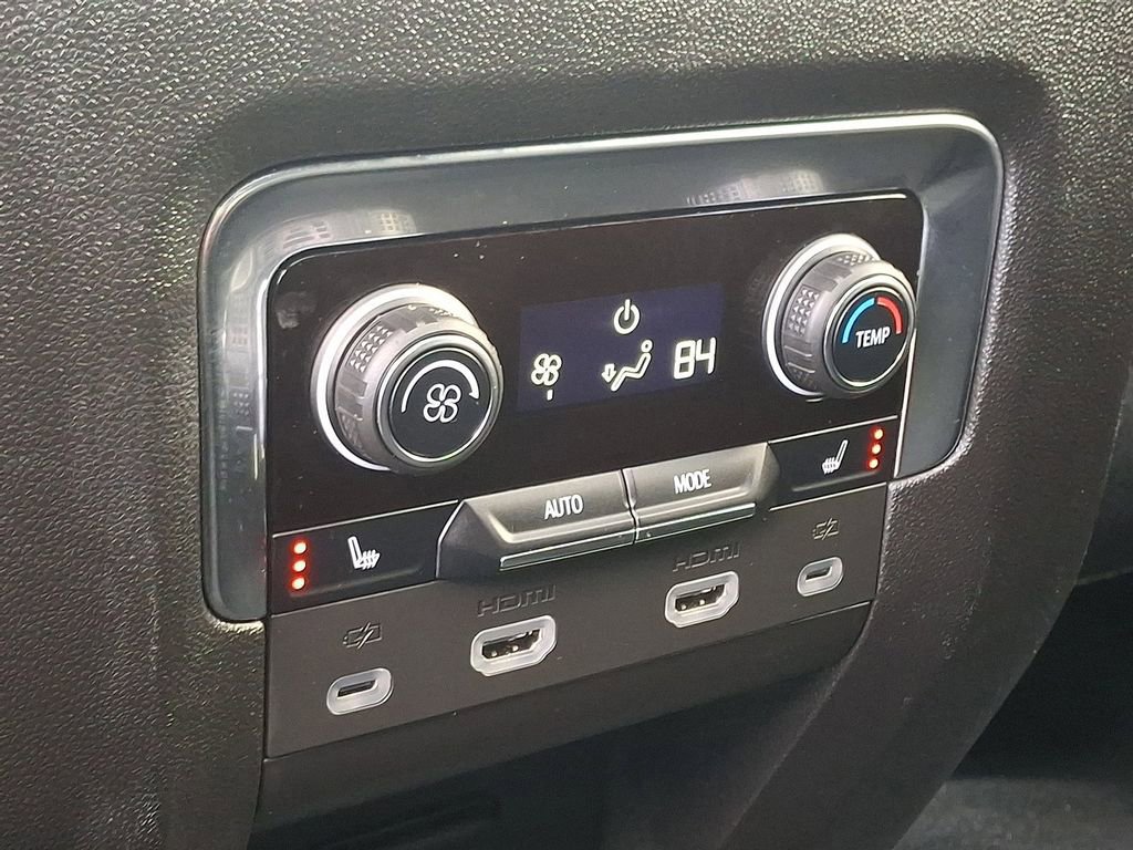 Used 2023 Chevrolet Tahoe Premier w/ Advanced Technology Package image 12