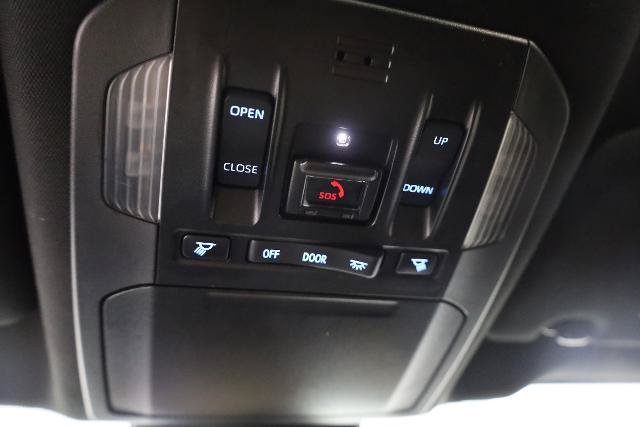 Used 2022 Toyota Highlander XSE AWD/4WD image 21