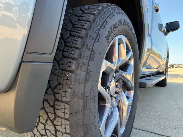 Used 2026 GMC Sierra 1500 SLT w/ SLT Premium Plus Package AWD/4WD image 12