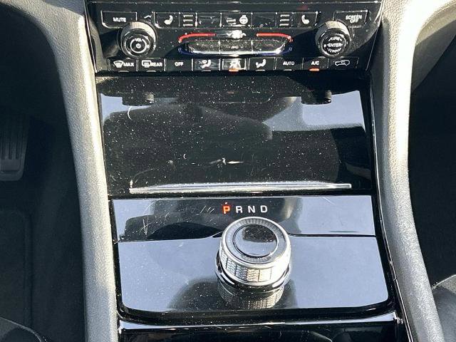 Used 2023 Jeep Grand Cherokee Altitude AWD/4WD image 15