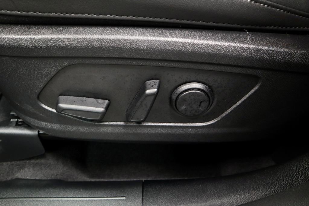 Used 2025 Kia Sorento S image 26