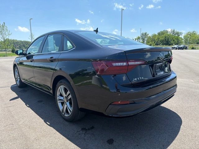 Used 2024 Volkswagen Jetta SE FWD image 11