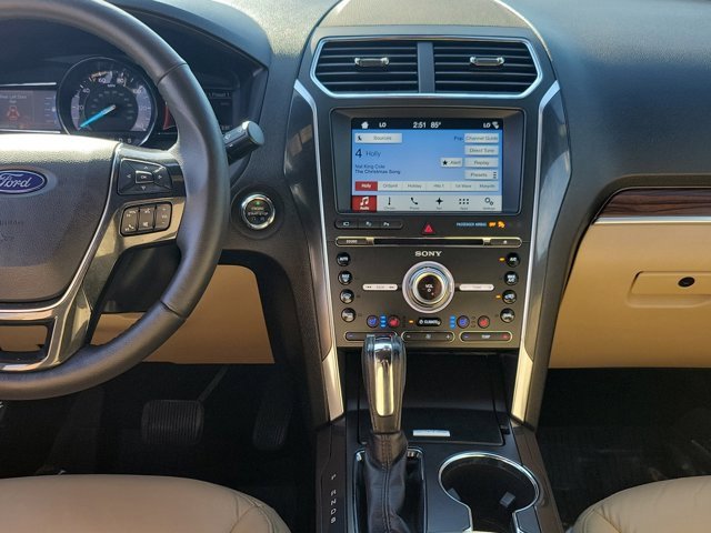 Certified 2017 Ford Explorer Limited w/ Equipment Group 301A image 30