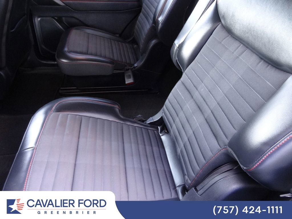Certified 2025 Ford Explorer ST-Line AWD/4WD image 6