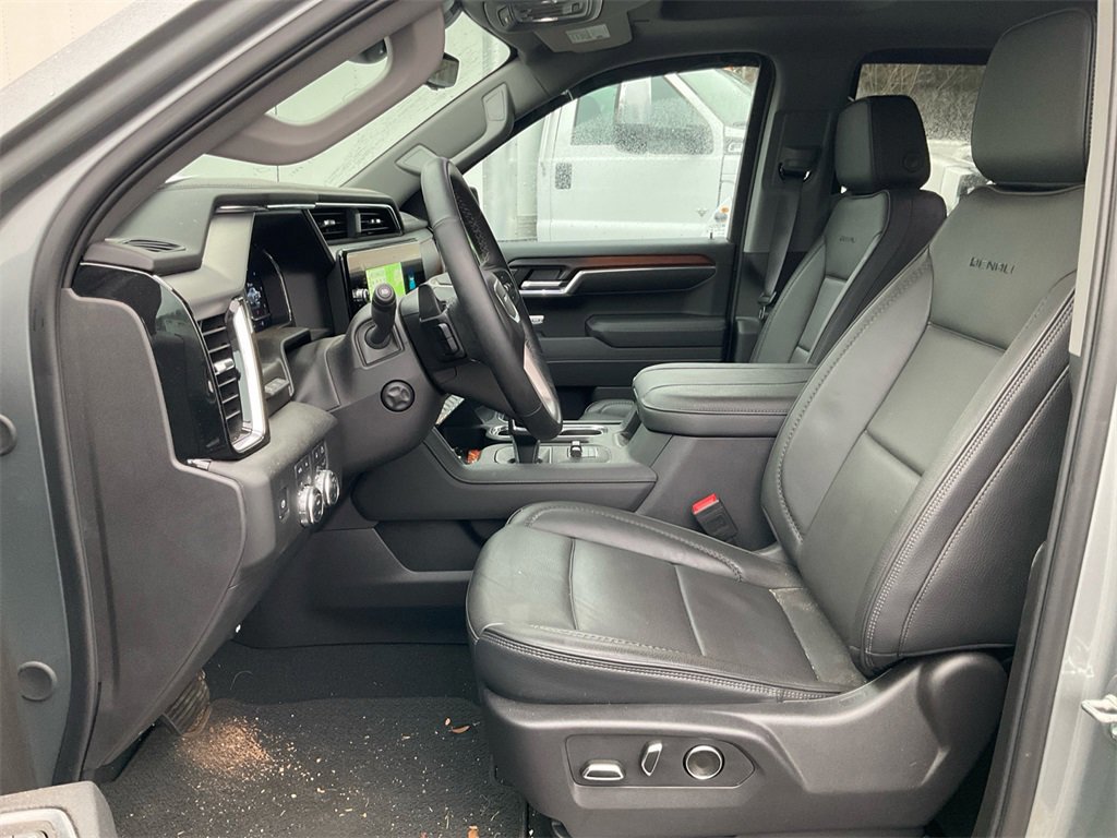 Used 2025 GMC Sierra 1500 Denali w/ Denali Reserve Package image 16