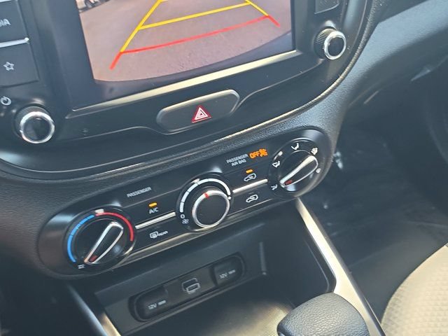 Used 2024 Kia Soul LX FWD image 25