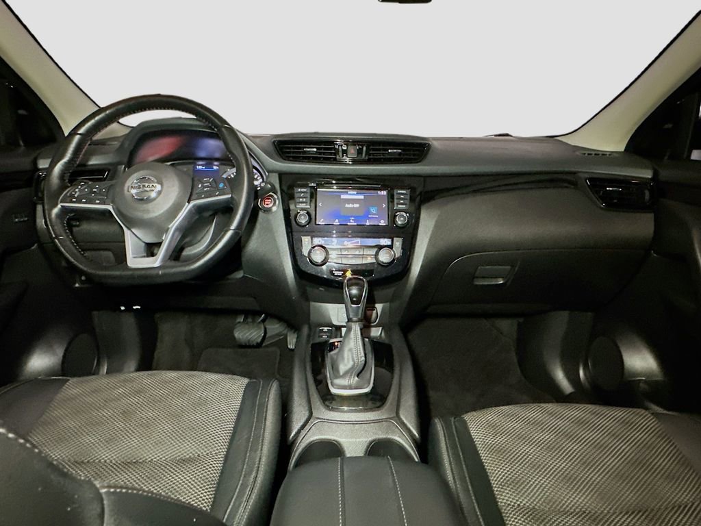 Used 2021 Nissan Rogue Sport SV w/ Technology Package image 12