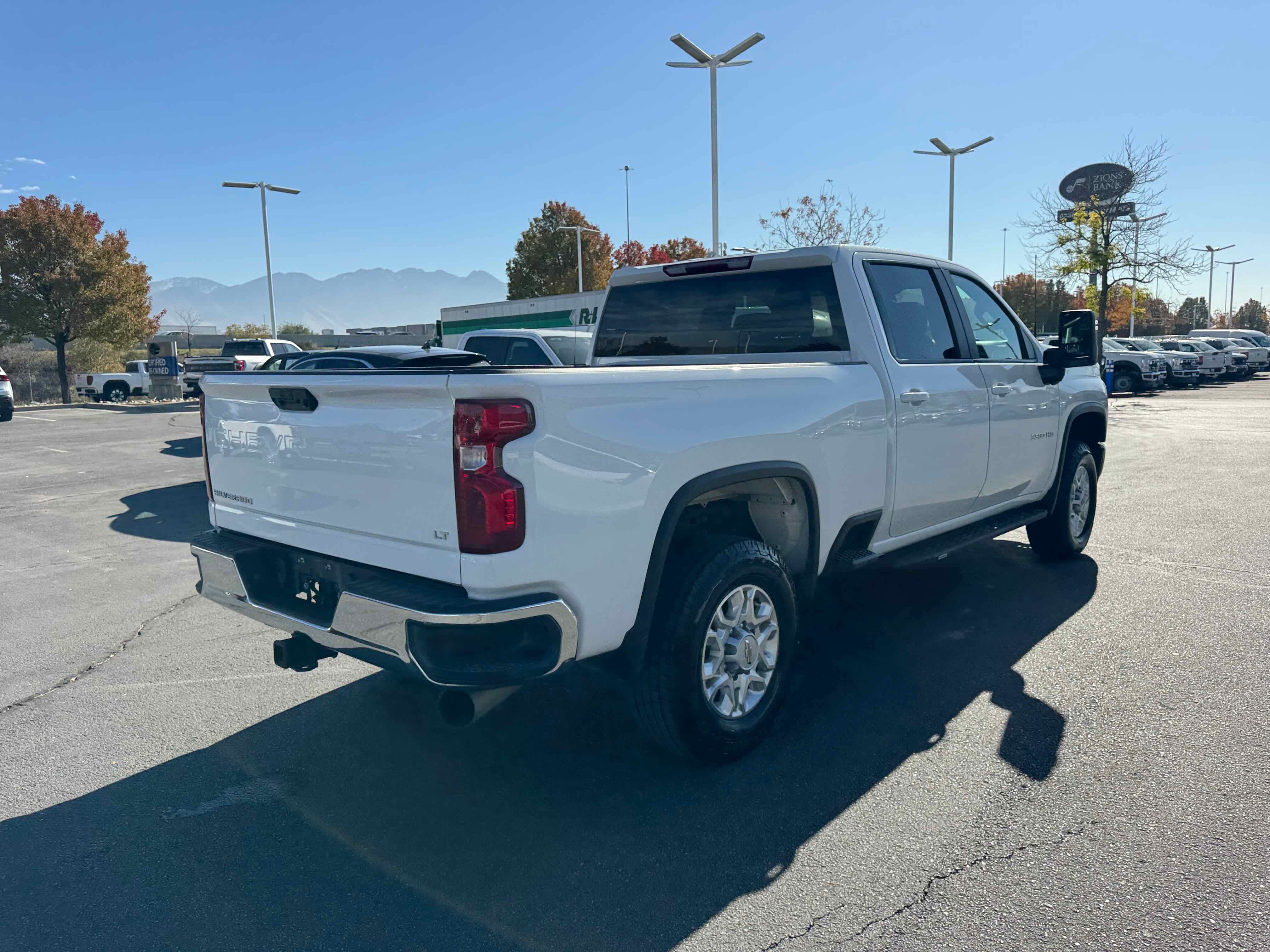Used 2023 Chevrolet Silverado 3500 LT w/ Gooseneck/5TH Wheel Package image 5