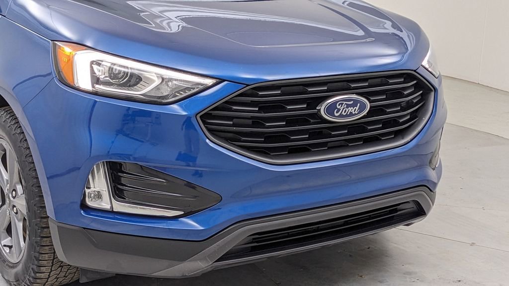 Certified 2022 Ford Edge SEL w/ Sport Appearance Package AWD/4WD image 40