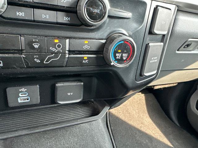 Certified 2025 Ford F350 XLT AWD/4WD image 17