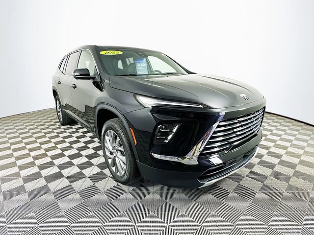 Used 2025 Buick Enclave Preferred FWD image 8