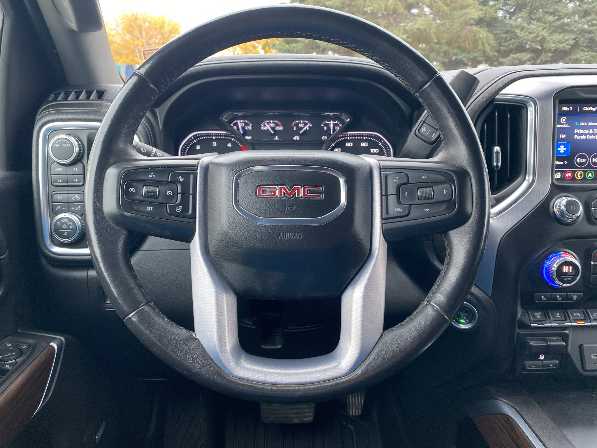 Used 2021 GMC Sierra 3500 SLT w/ SLT Premium Package AWD/4WD image 7