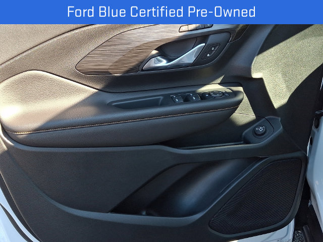 Used 2021 GMC Terrain SLT w/ LPO, Floor Liner Package AWD/4WD image 14