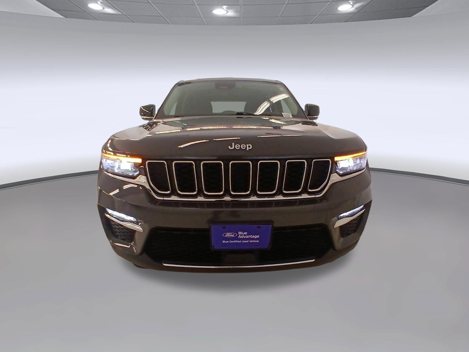Used 2023 Jeep Grand Cherokee 4WD 4xe image 4