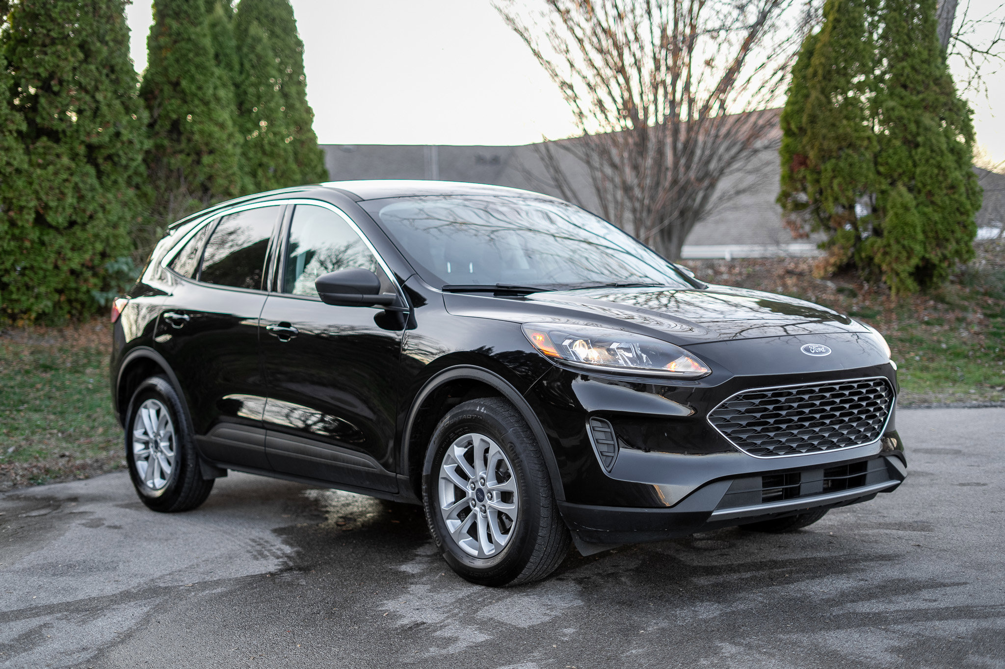 Certified 2022 Ford Escape SE w/ Cold Weather Package image 3