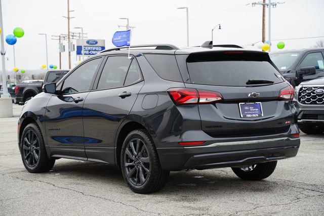 Used 2022 Chevrolet Equinox RS w/ RS Leather Package image 3