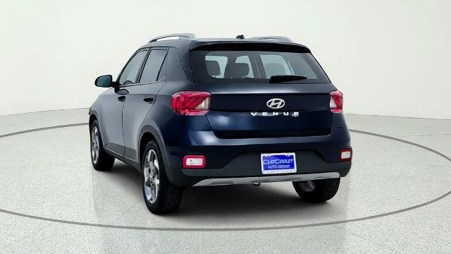 Used 2025 Hyundai Venue SEL FWD image 6