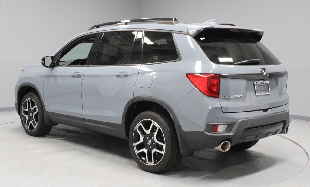Used 2023 Honda Passport Elite image 9