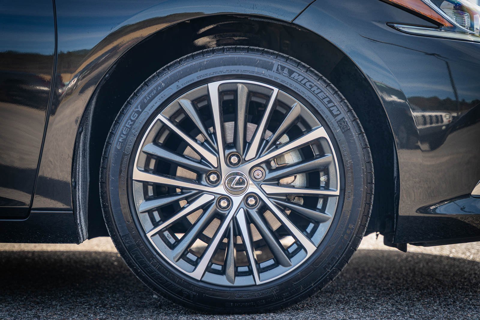 Used 2023 Lexus ES 350 w/ Premium Package image 9