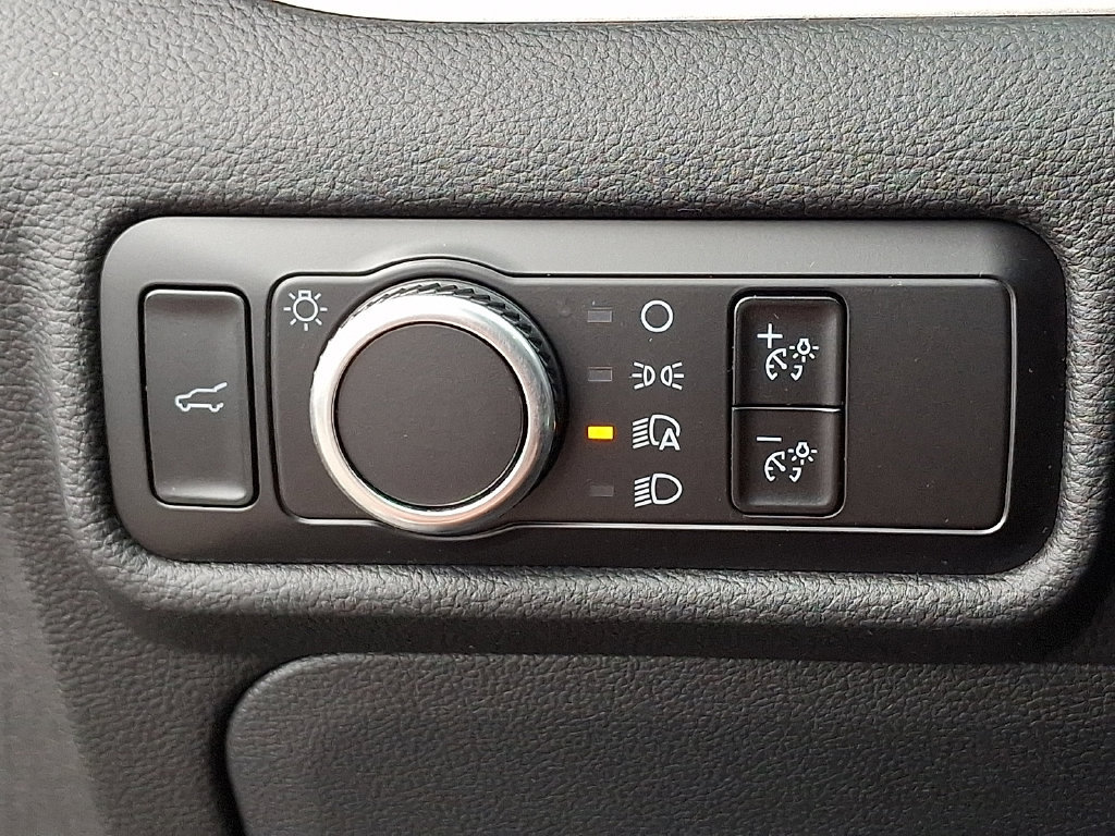 Certified 2023 Ford Explorer XLT AWD/4WD image 24
