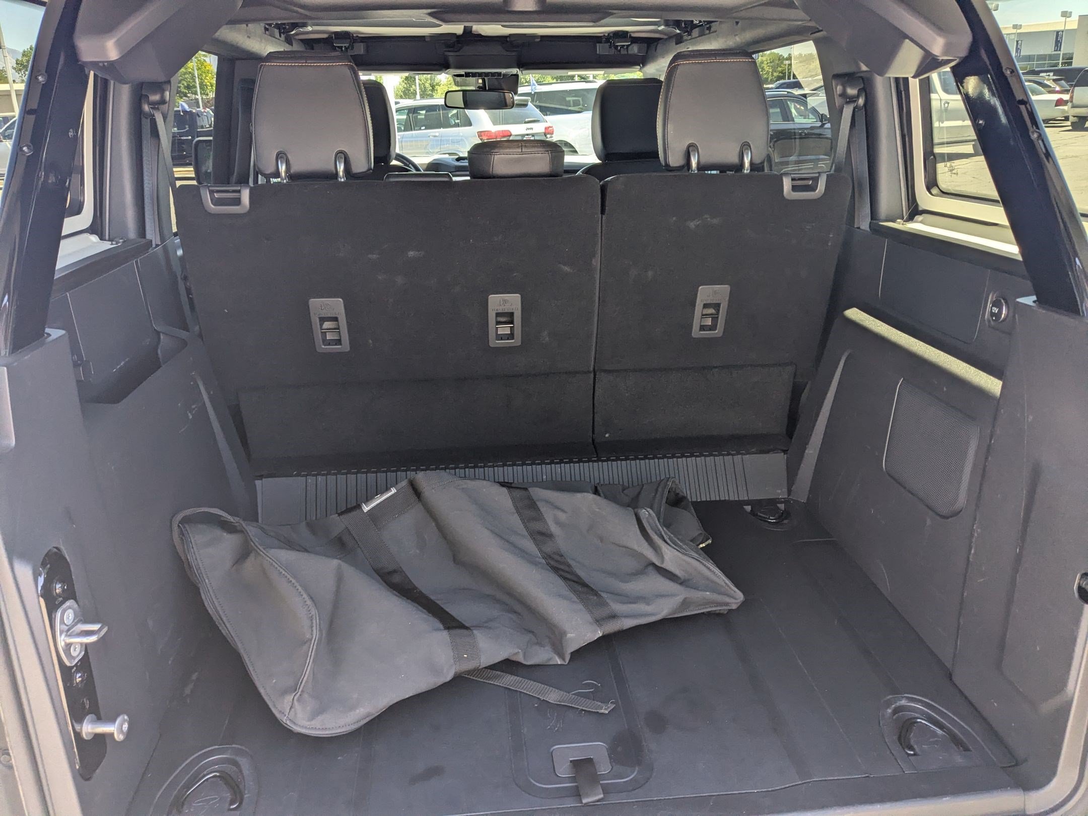 Certified 2024 Ford Bronco Badlands AWD/4WD image 33