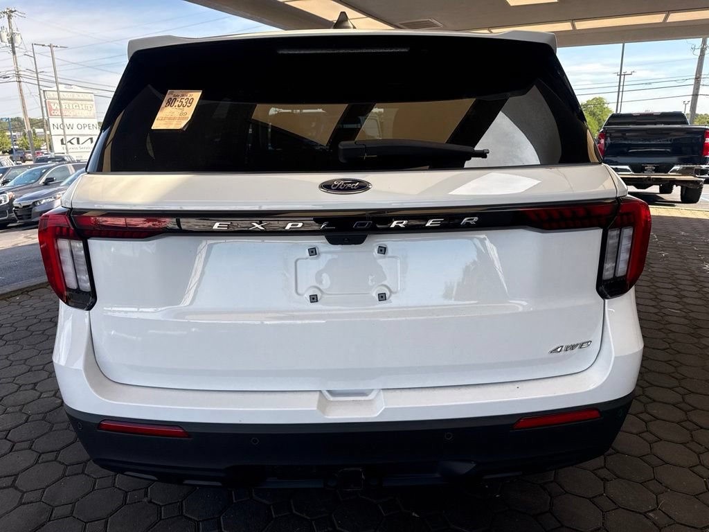 Certified 2026 Ford Explorer Active AWD/4WD image 7