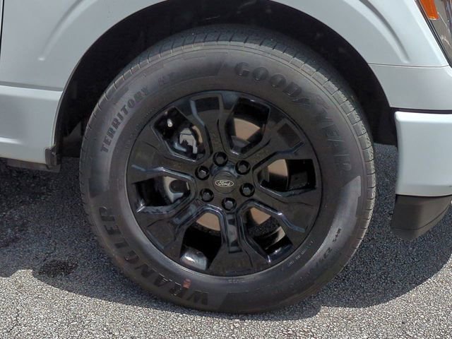 Certified 2022 Ford F150 XL w/ STX Black Appearance Package RWD image 11
