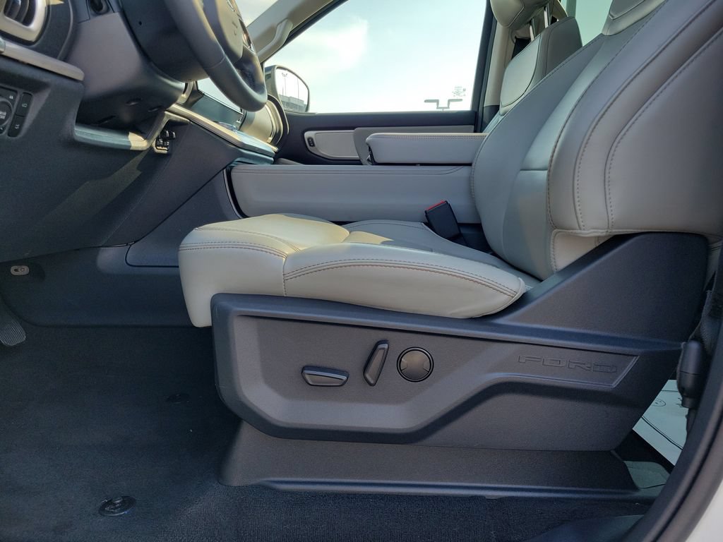 Certified 2025 Ford Expedition Max Active AWD/4WD image 19
