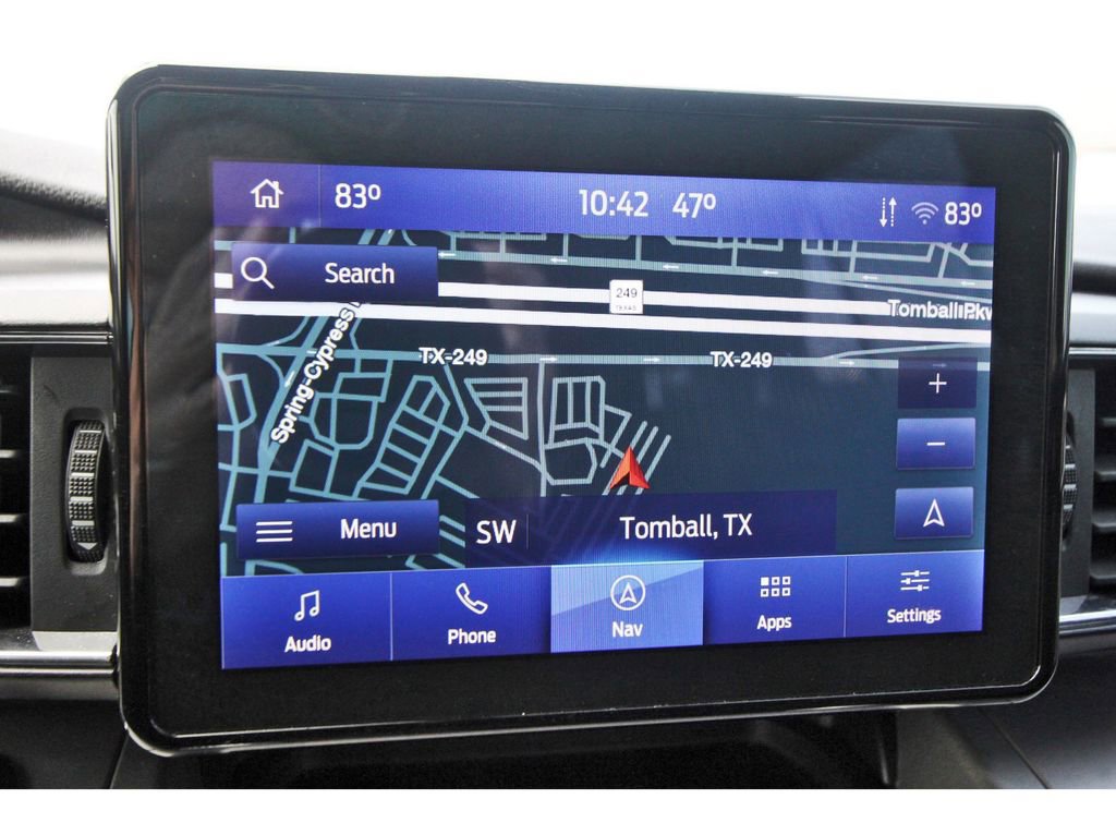 Certified 2022 Ford Explorer XLT w/ Equipment Group 202A image 25