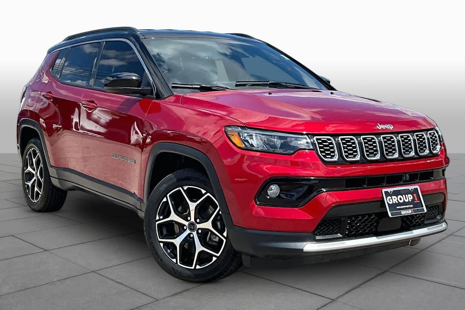 Used 2025 Jeep Compass Limited AWD/4WD image 3