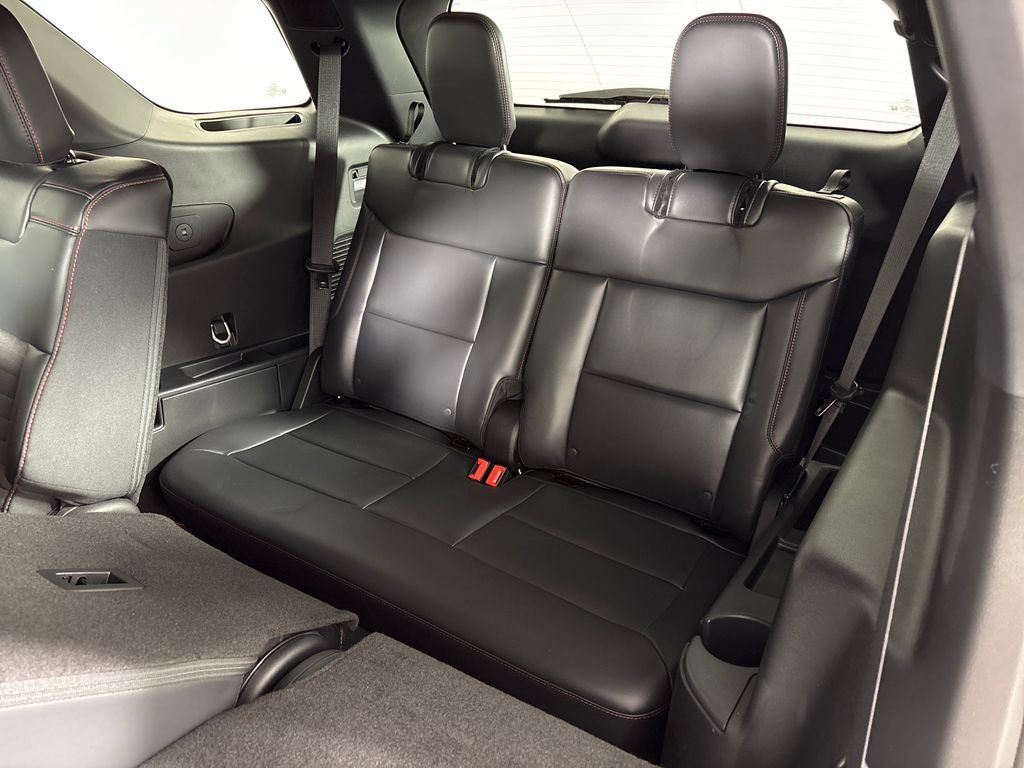 Certified 2025 Ford Explorer ST-Line RWD image 33