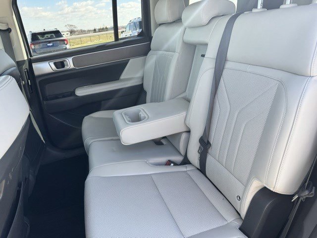 Used 2025 Hyundai Santa Fe SEL image 24