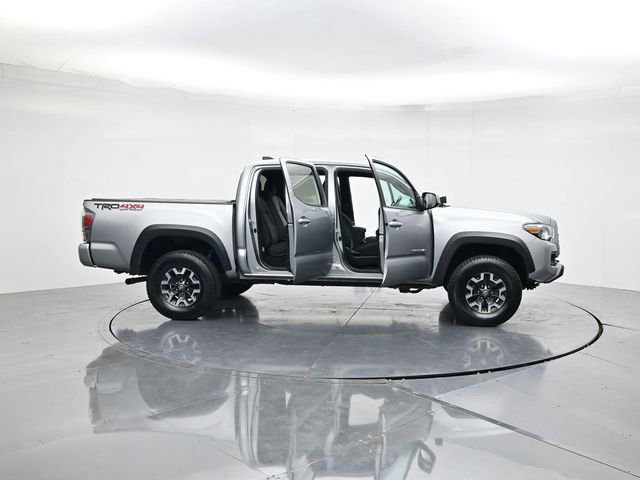 Used 2023 Toyota Tacoma TRD Off-Road w/ Technology Package AWD/4WD image 49
