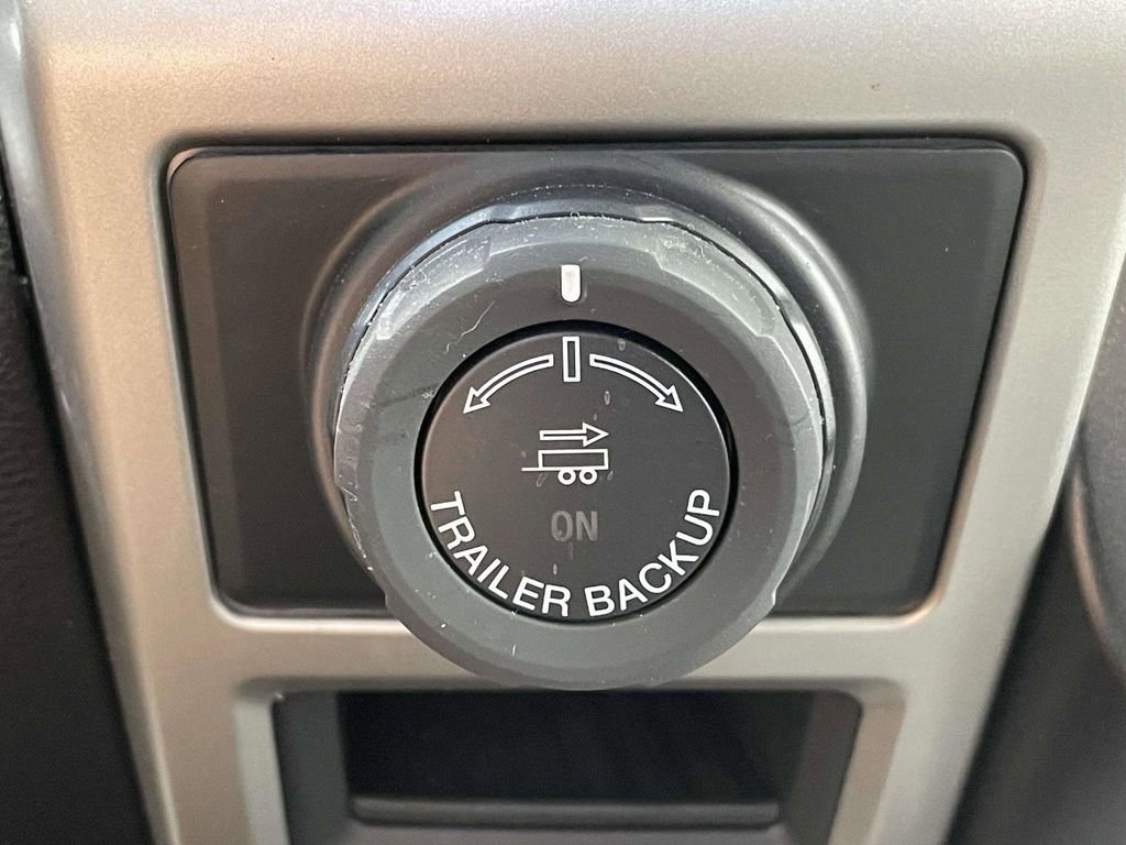 Certified 2020 Ford F150 Lariat image 24