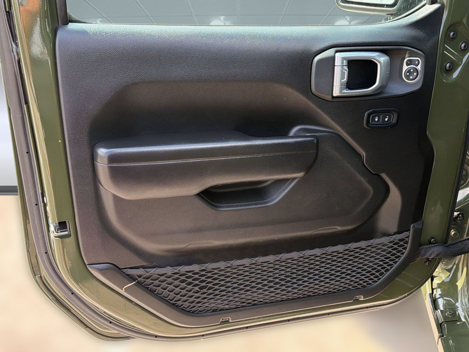 Used 2021 Jeep Gladiator Sport AWD/4WD image 13