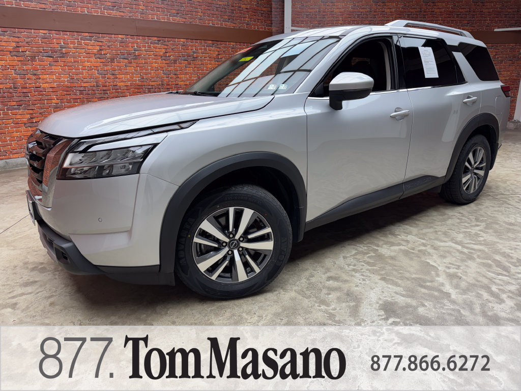 Used 2024 Nissan Pathfinder SL