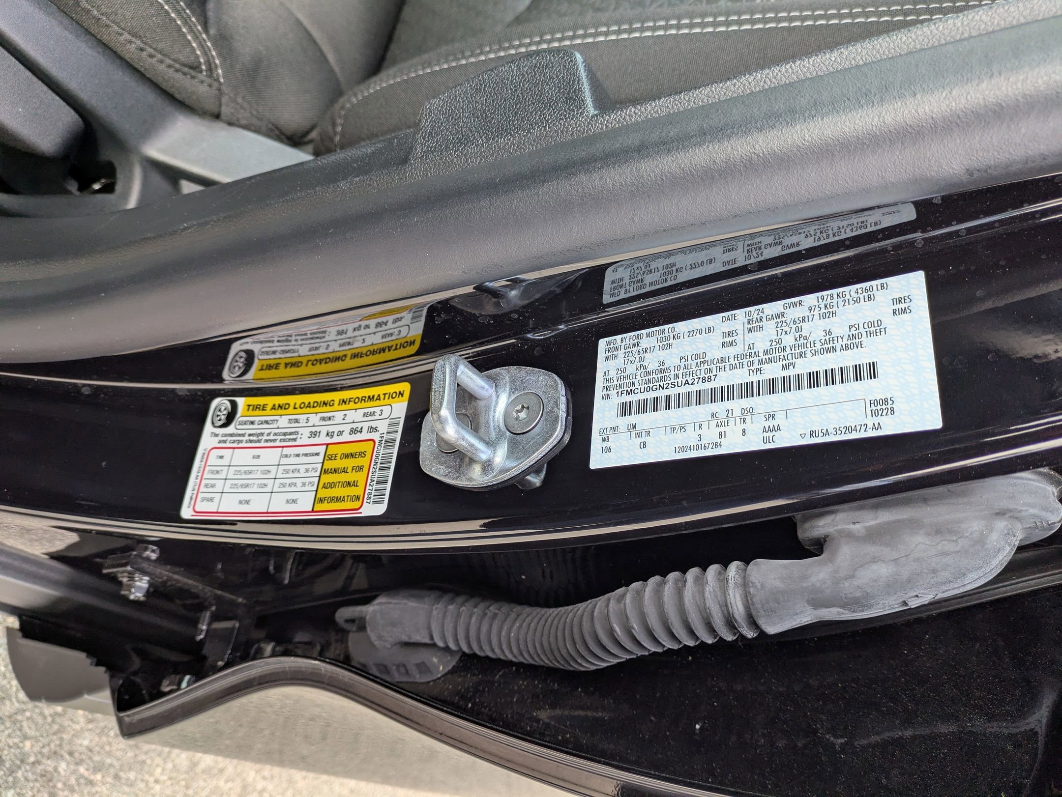 Certified 2025 Ford Escape Active image 42