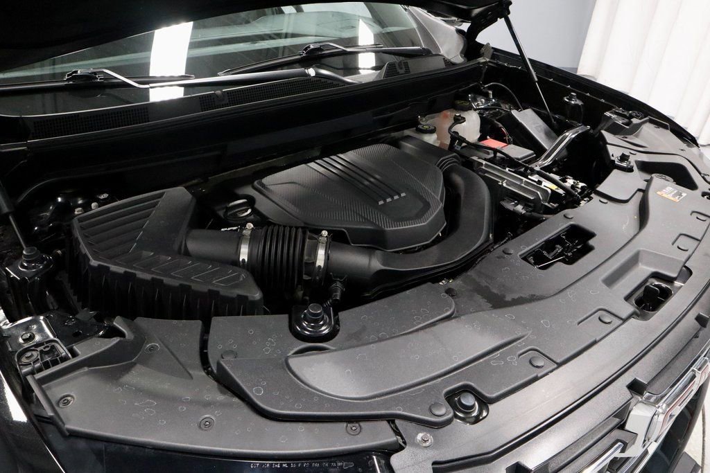 Used 2025 GMC Acadia Elevation image 18