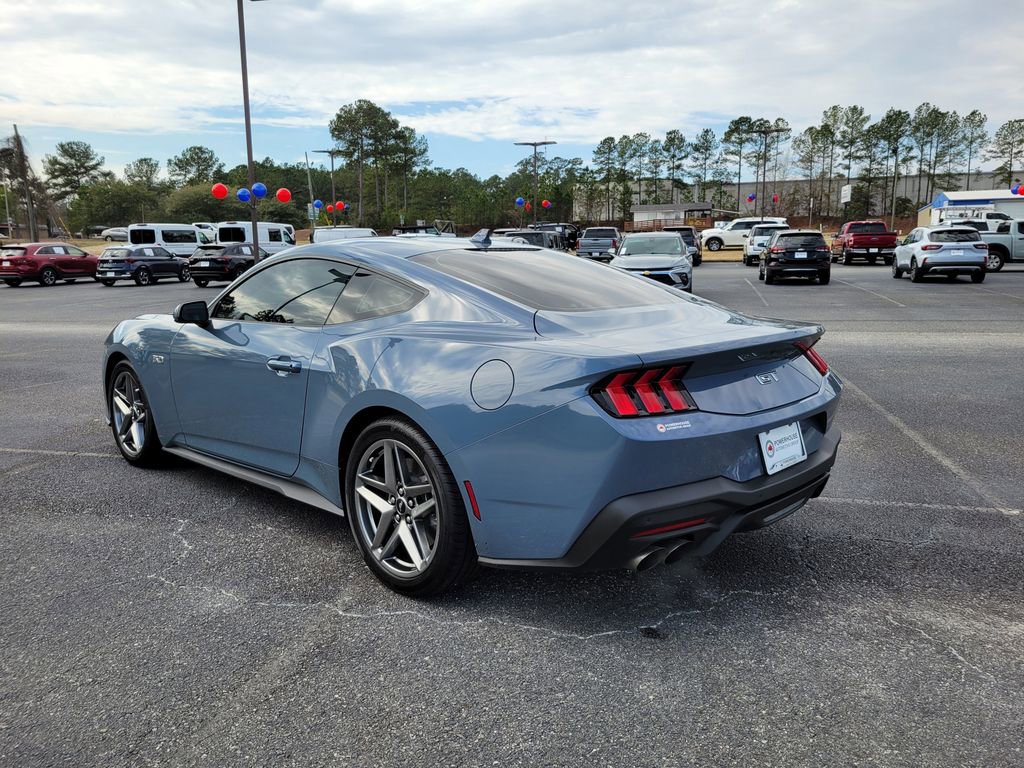 Certified 2025 Ford Mustang GT image 3
