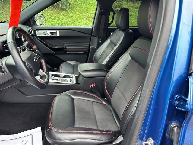 Certified 2023 Ford Explorer ST-Line AWD/4WD image 11