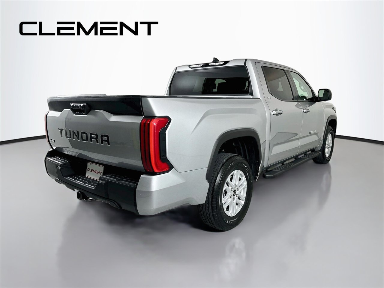 Used 2024 Toyota Tundra SR5 w/ SR5 Premium Package AWD/4WD image 7