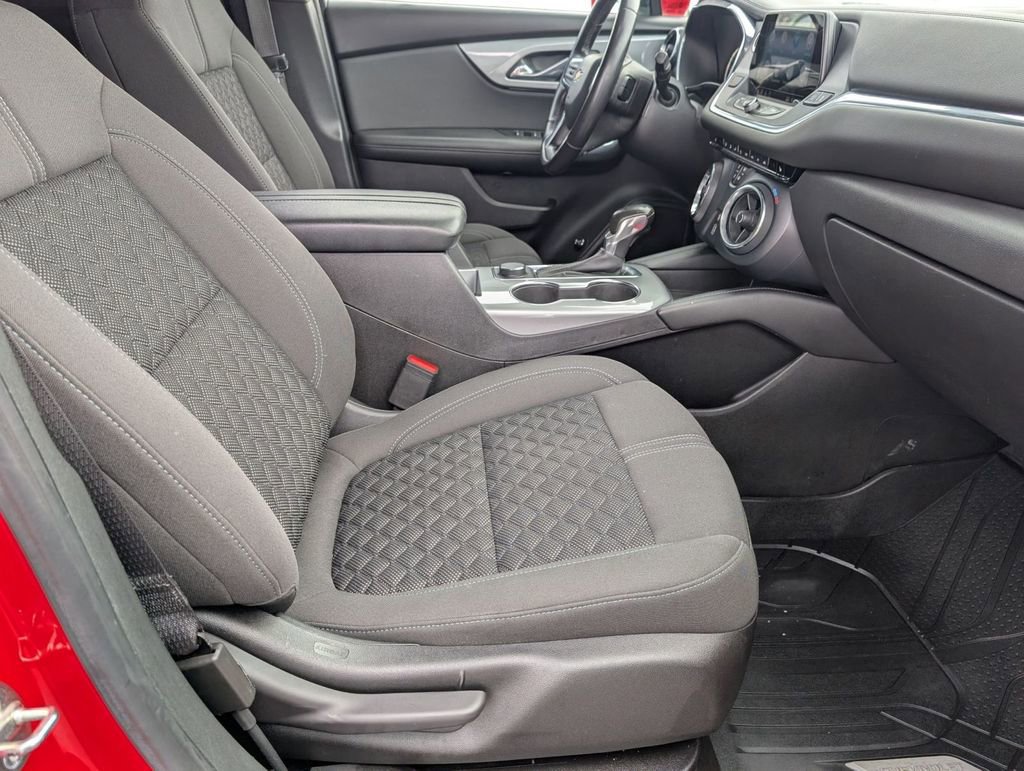 Used 2019 Chevrolet Blazer LT image 42